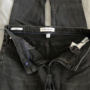 Calvin Klein jeans - 34x30, slim fit/stretch material